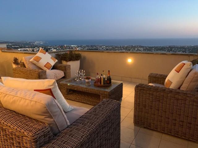 Beau Views Seven Apartamento Peyia Exterior foto